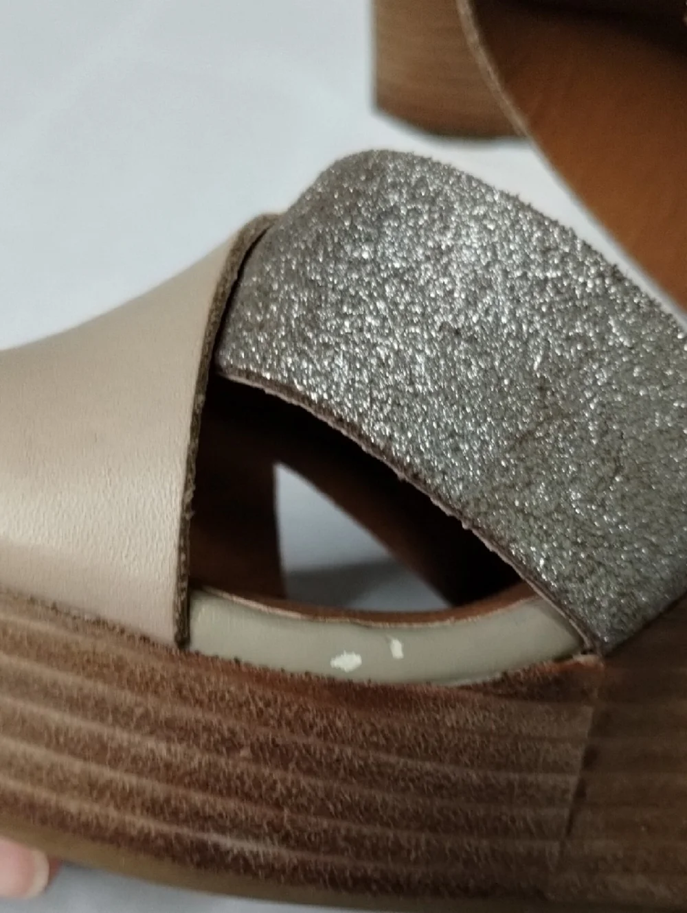 Seachelles Designer Beige Wedge Sandals with Silver Glitter Straps - Women Sz 8